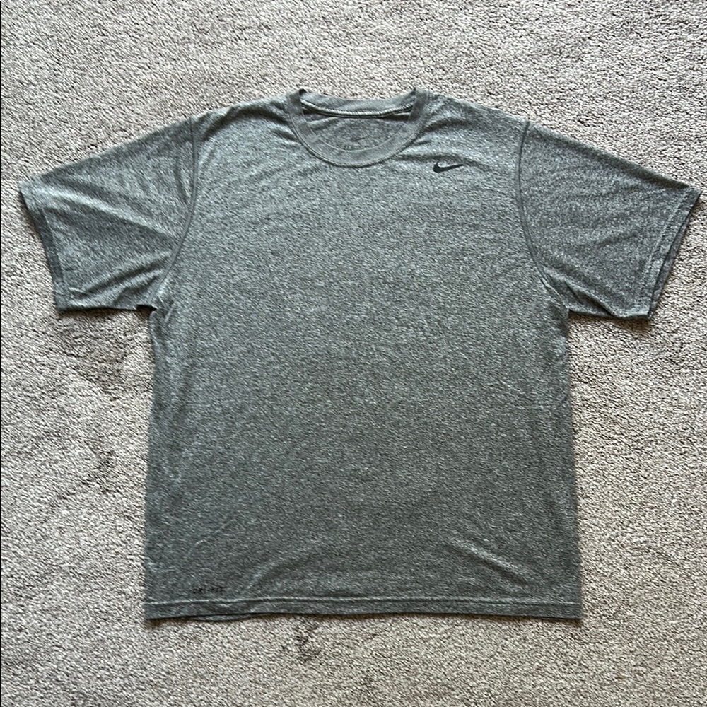 Nike Men's Heather Gray Short Sleeve Dri-Fit T-shirt